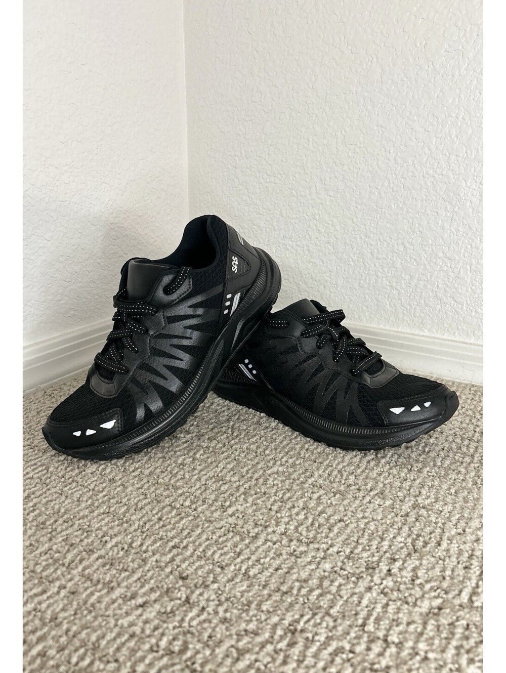 SAS Mission One-M Lace Up Sneaker Women’s  Size 7B